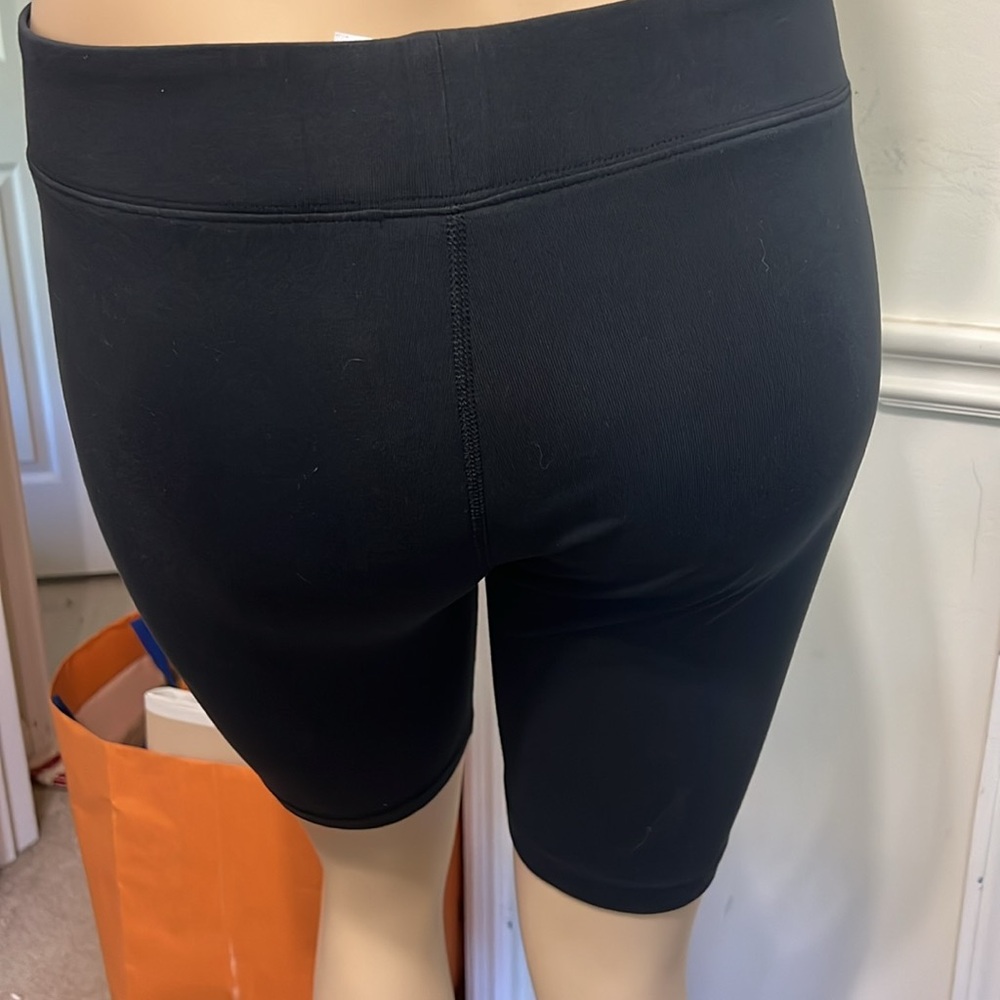 NIKE SIZE XL TG BLACK PULL ON SHORT - Picture 4 of 7